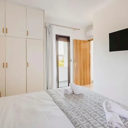 Bella Natura Villa *