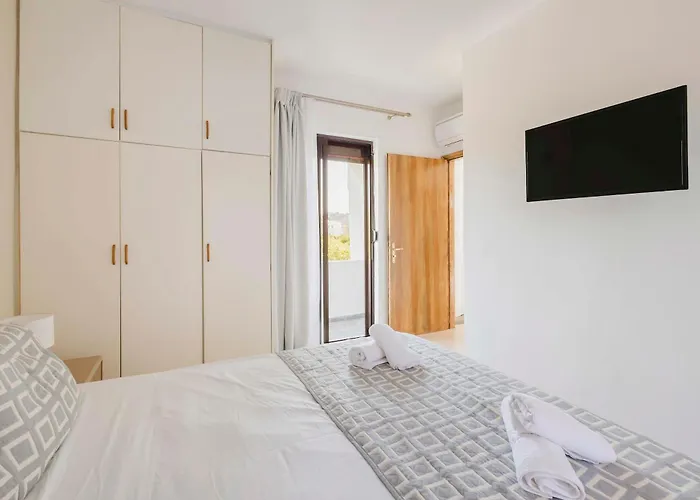 Bella Natura Villa *